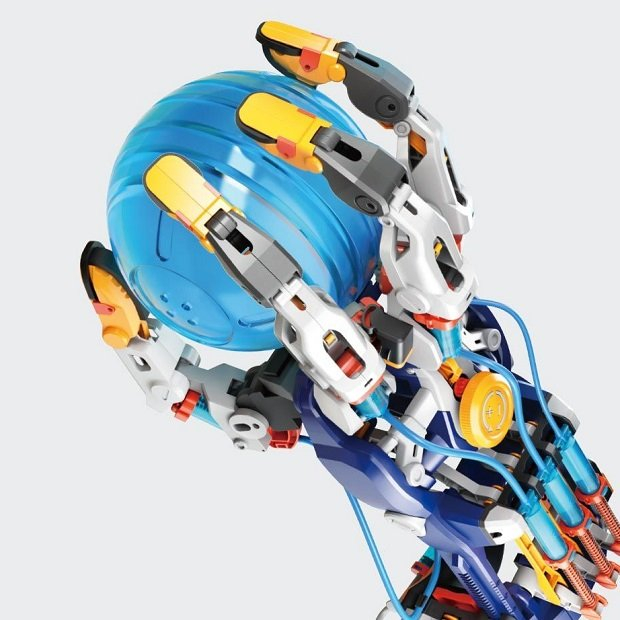 Hydrauliczna Ręka Cyborga