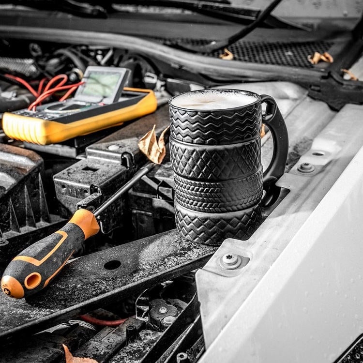 Kubek Opony z Kluczem